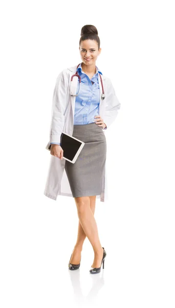 Mujer doctora con estetoscopio — Foto de Stock