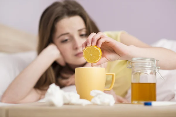 Sick woman — Stock Photo, Image