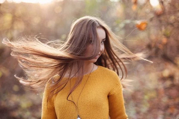 Chica de otoño — Foto de Stock