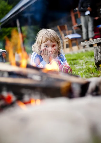 Cute girl — Stock Photo, Image