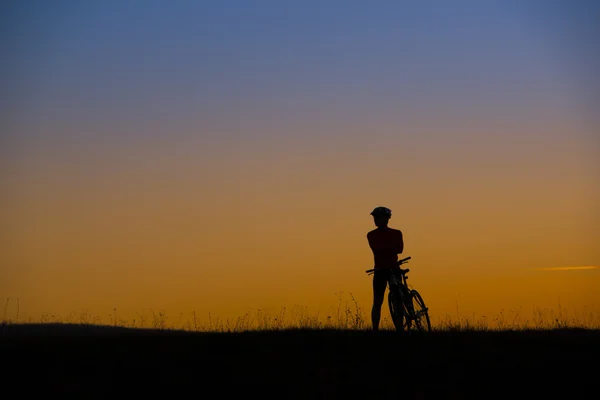 Ciclista de montaña — Foto de Stock