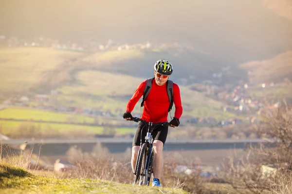 Mountainbike-åkaren — Stockfoto