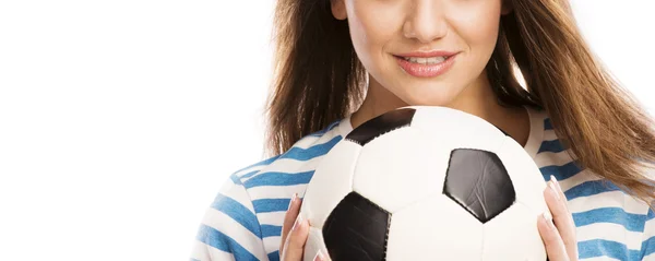 Frau mit Fußball — Stockfoto