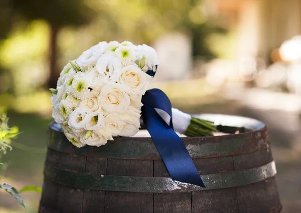 Wedding bouquet with ribbon — Stock Photo, Image