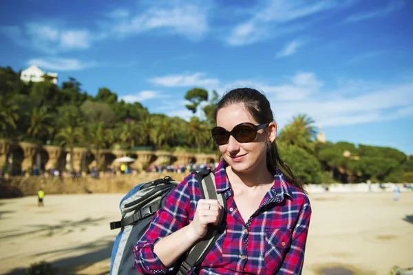 Tourist mit Rucksack — Stockfoto