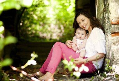 Anne ile kızı eğlenmek