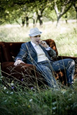 Küba sigara ile damat