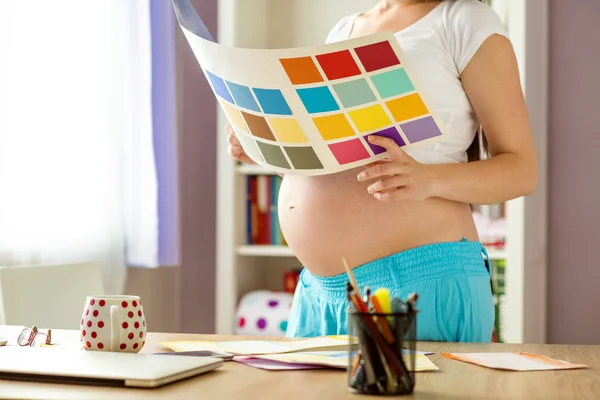 Woman with color samples — Stock Photo, Image