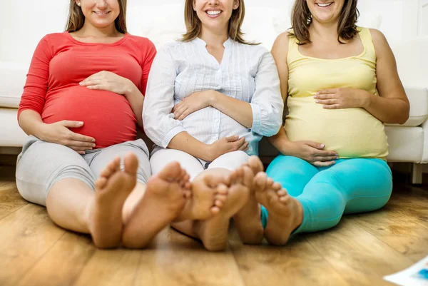 Kobiet w ciąży — Zdjęcie stockowe