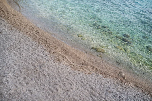 Una Suave Ola Azul Del Océano Playa Arena Limpia Fondo —  Fotos de Stock