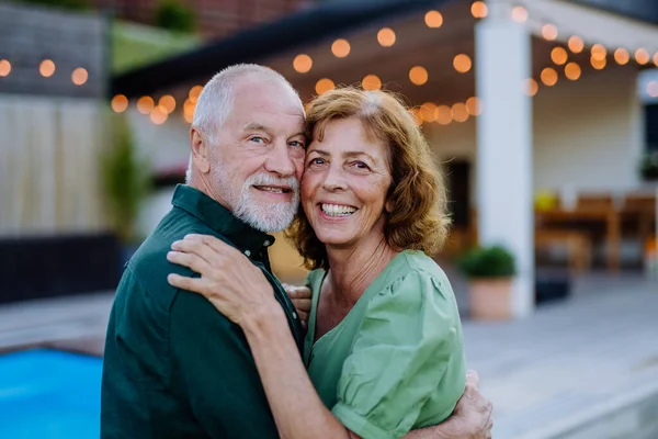 Senior Woman Nad Man Dancing Together Garden Summer — Stock fotografie