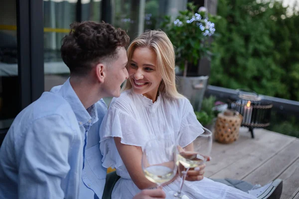 Young Couple Clinking Wine Outdoors Weekend Away Tiny House Countryside — 스톡 사진