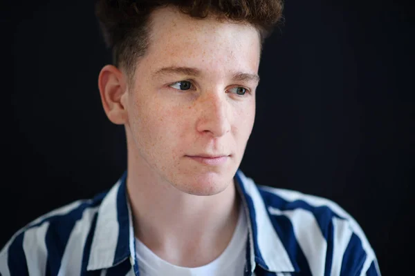 Portrait Thoughtful Handsome Young Man Ginger Hair Freckles Looking Away — Zdjęcie stockowe