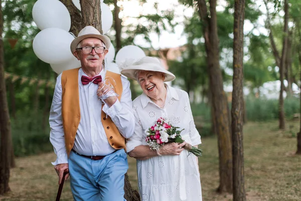 Senior Couple Having Marriage Nature Summer Day — Stock Fotó