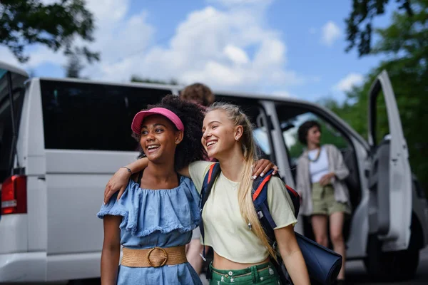 Multiracial Young Friends Travelling Together Car Summer Vacation Holidays Travel — ストック写真
