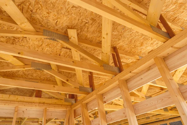 Nahaufnahme Der Dachkonstruktion Eines Ökologischen Erneuerbaren Energiearmen Und Nachhaltigen Öko — Stockfoto