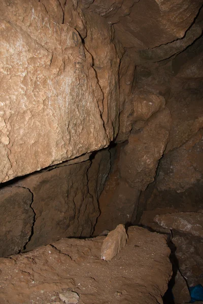 Entrada dentro da caverna — Fotografia de Stock