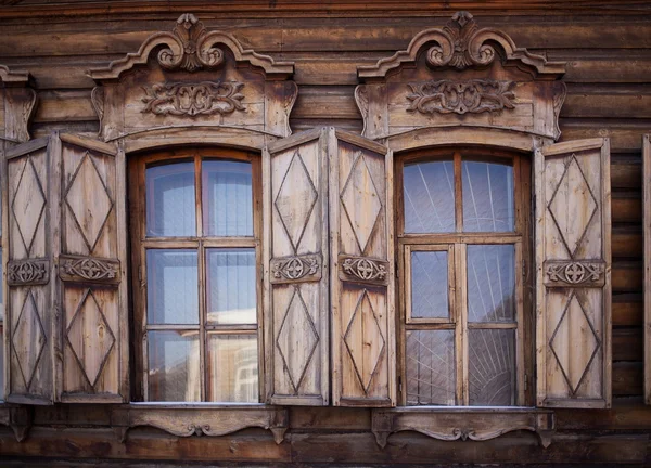 Old wooden house in the Irkutsk city — Stock Photo, Image