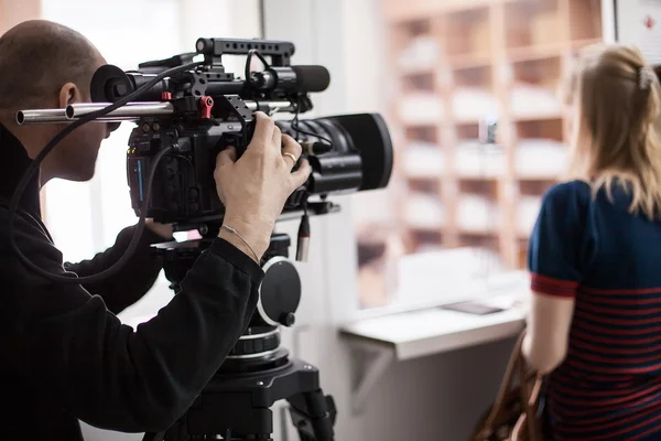 bir röportaj çekim videoperator