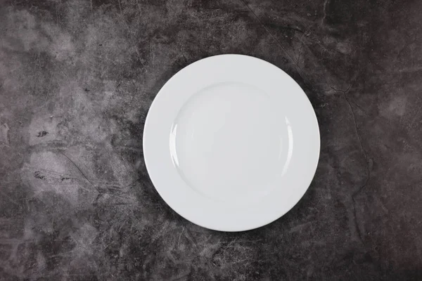 White Dinner Plate Grey White Marble Surface — Stock Photo, Image