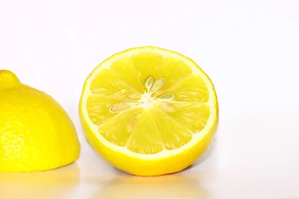 新鲜的柠檬 免版税图库照片