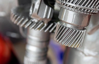 Bu tür mekanik iletimleri mühendislik ve endüstri veya kavramları