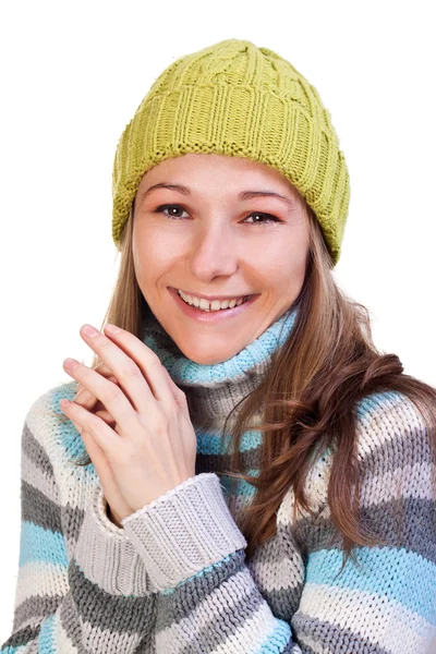 Красивая девушка в разноцветном свитере — стоковое фото