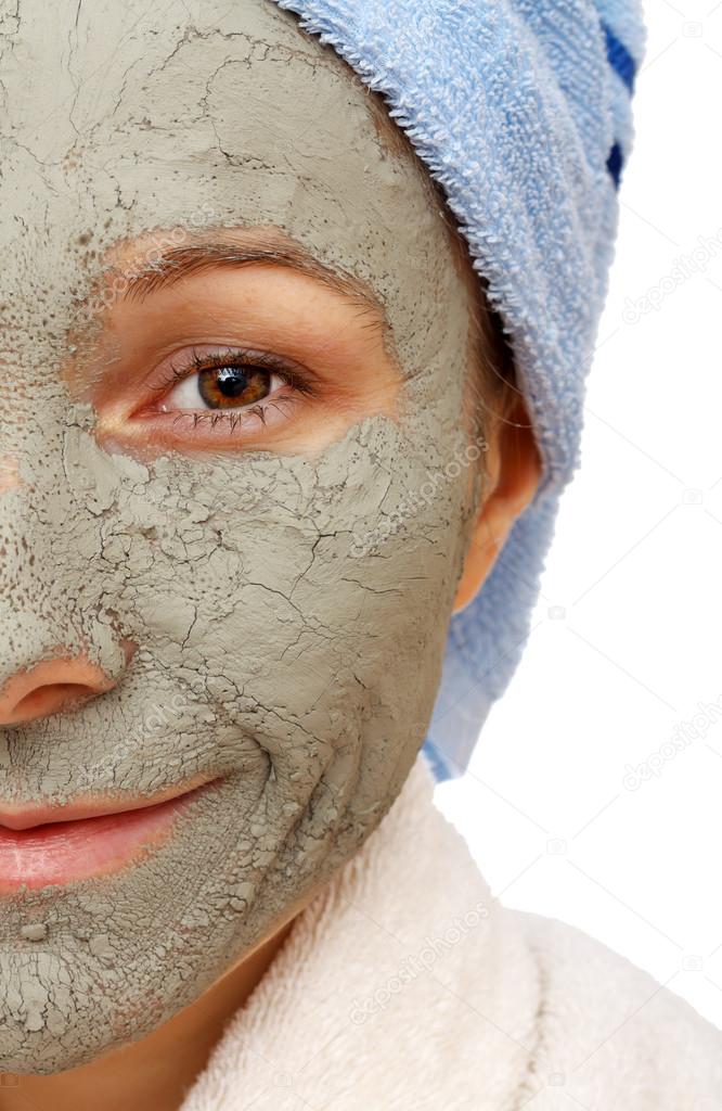 The beneficial effect on the skin of the clay
