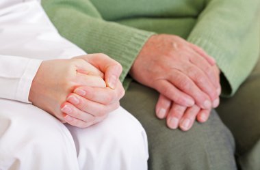 tedirgin ve rahat eller