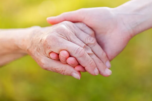 Helping hands — Stock Photo, Image