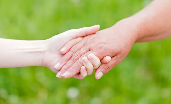 Cuidados de personas mayores — Foto de Stock