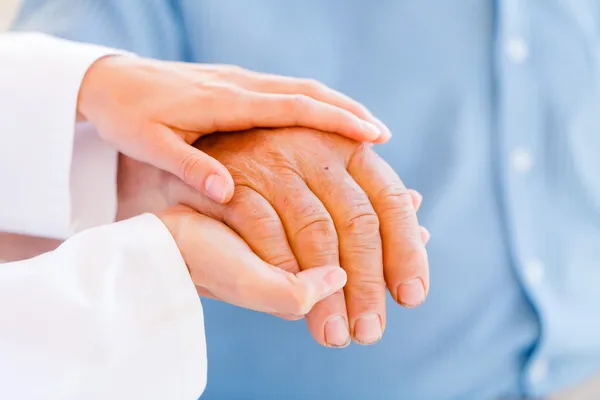 Elderly hands — Stock Photo, Image