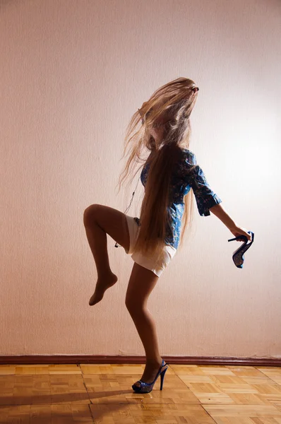 Jovem dançarina — Fotografia de Stock