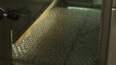 Ambalaj, cam şişe içinde uyuşturucu