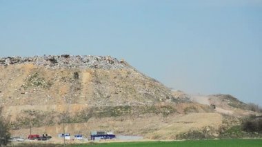 Şehir çöplük için evsel atıklarla teslim