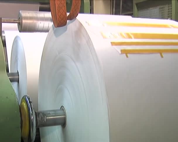 设备厂是生产纸 — 图库视频影像