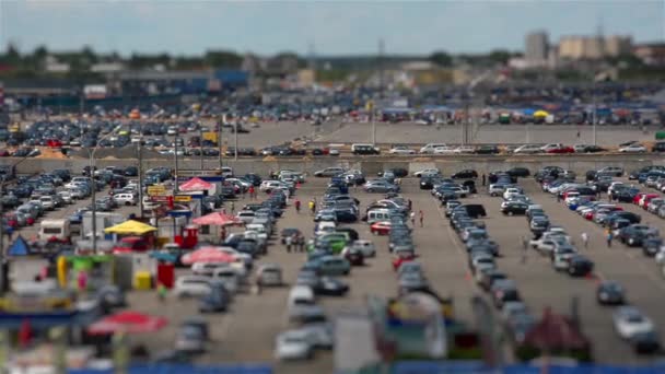 Rynek samochodowy. Tilt shift — Wideo stockowe