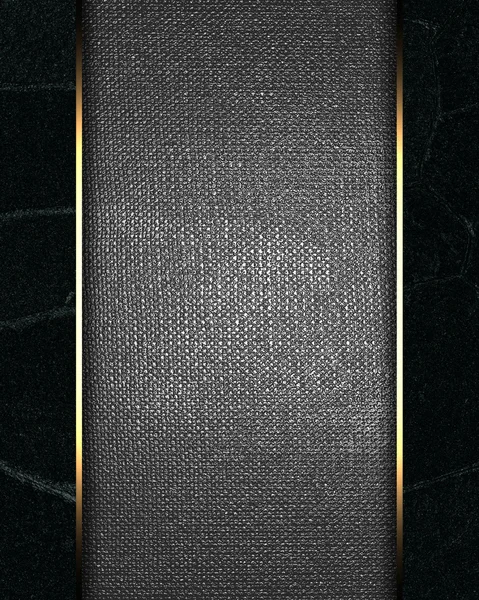 Schwarzer Hintergrund mit einem Metallschild zum Schreiben. — Stockfoto