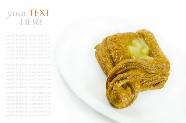 taze ananas top ile pişmiş