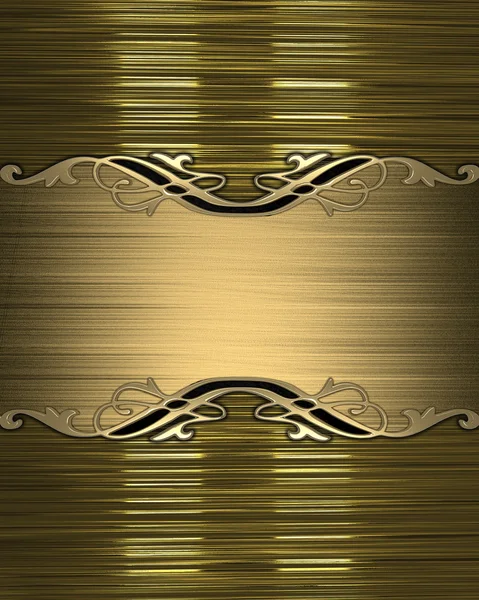 Fondo dorado con una placa de oro con motivos en los bordes — Foto de Stock