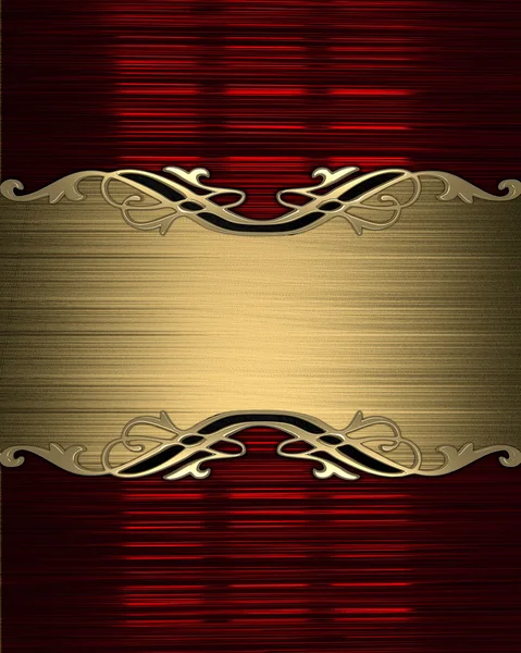Fondo rojo con una placa de oro con patrones en los bordes — Foto de Stock
