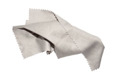 Optik silmek için mikrofiber bez. Beyaz arka planda izole edilmiş yeniden kullanılabilir mikrofiber temizlik bezi..