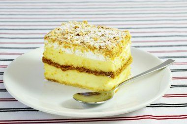 Napolyon pasta dilimi