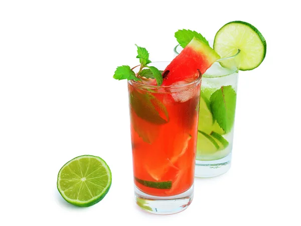 Ice-cold mojitos on white — Stock Photo, Image