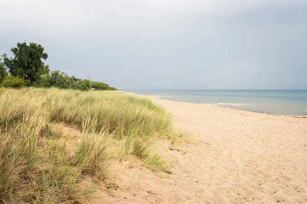 Prachtig Strand Met Zee Blauwe Lucht — Stockfoto