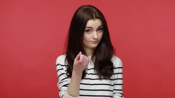 Kadın Şakacı Görünüyor Tek Parmakla Arıyor Işaret Ediyor Davet Ediyor — Stok video