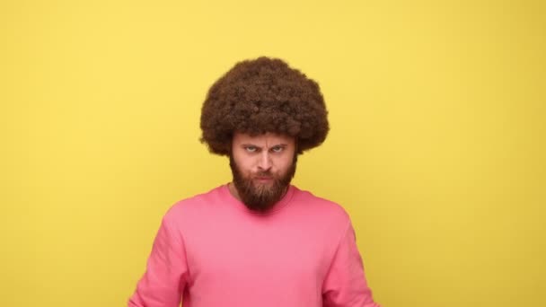 Bearded Man Afro Hairstyle Showing Bull Horn Gesture Puffed Out — Stock Video