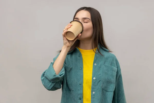 Portrait Woman Dark Hair Holding Disposable Cup Take Away Coffee — стоковое фото