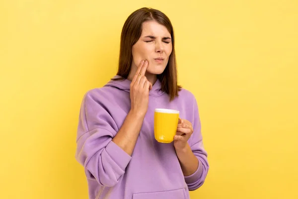 Portrait Sad Sick Unhealthy Woman Has Teeth Pain Drinking Hot — Stock Photo, Image