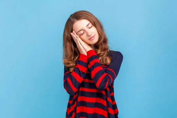 Woman Wearing Striped Casual Style Sweater Sleeping Laying Her Palms — Stockfoto